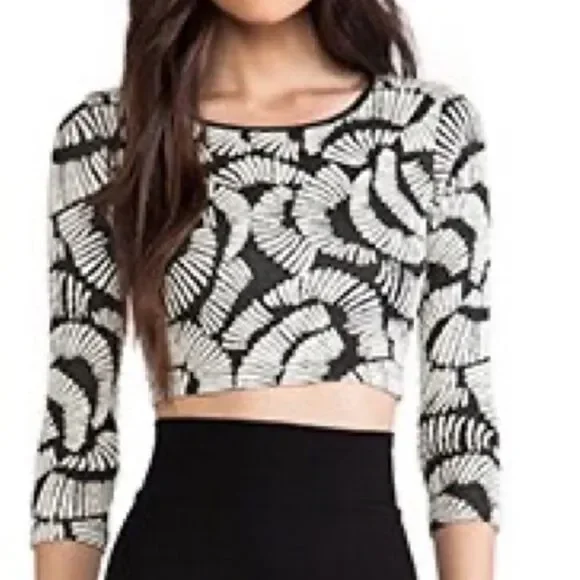 Hunter Bell Kramer Black & White Long Sleeve Cropped Top & Circle Skirt Set SZ S